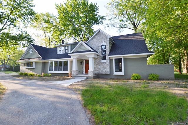 3215 Middlebury