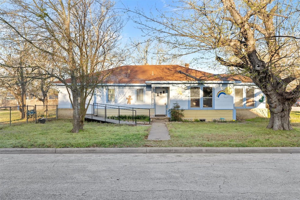 For Sale $199,000 • Co-Listing Agent