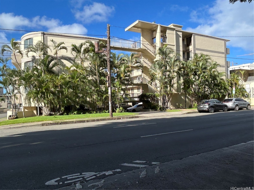 1737 S Beretania St, Honolulu, HI 96826 - photo 1