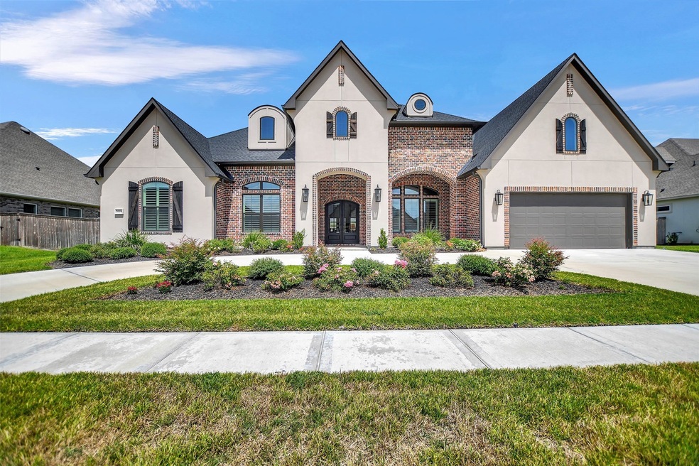 2004 Yellowstone Trail, Friendswood, TX 77546 - photo 1