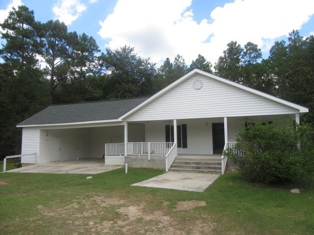 824 W Main St, Uvalda, GA 30473 - photo 1