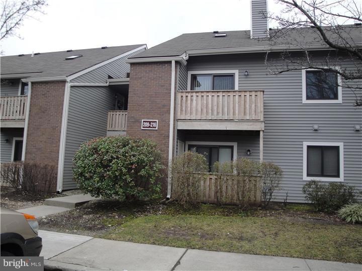 212 Ravens Crest Dr, Plainsboro, NJ 08536 - photo 1