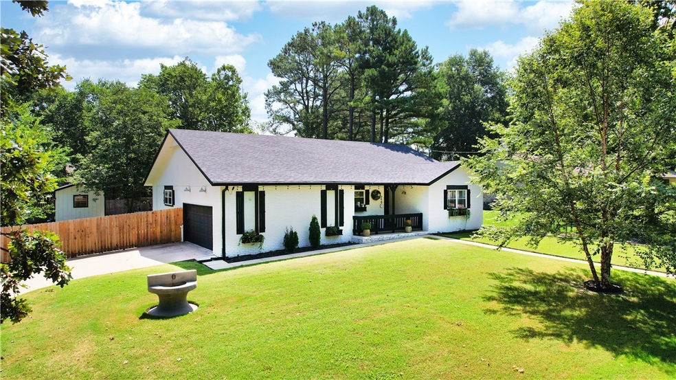 940 NW B St, Bentonville, AR 72712 - photo 1