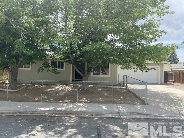 761 C St, Fernley, NV 89408 - photo 1