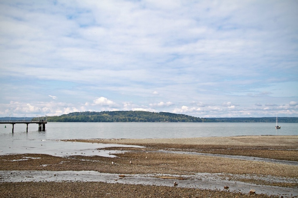 22211 6th Ave S unit 205, Des Moines, WA 98198 - photo 1