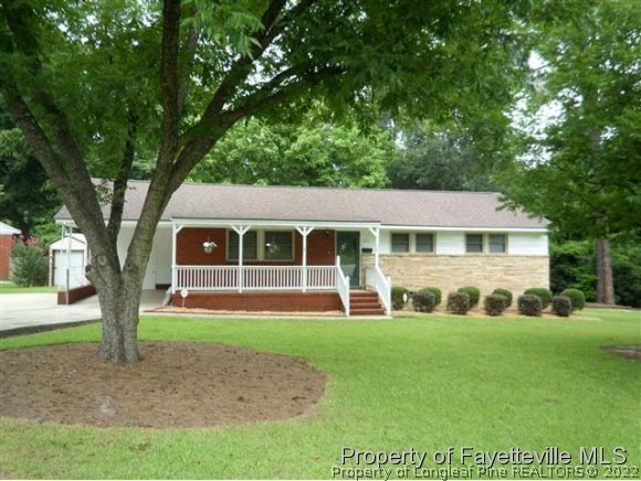 424 Mcphee Dr, Fayetteville, NC 28305 - photo 1