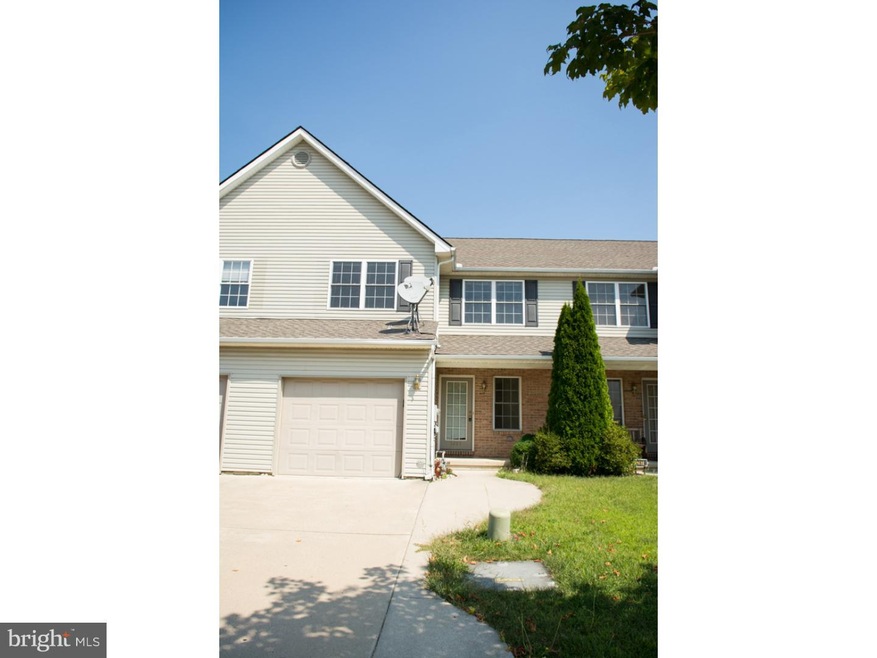 1291 Mohr Cir, Macungie, PA 18062 - photo 1