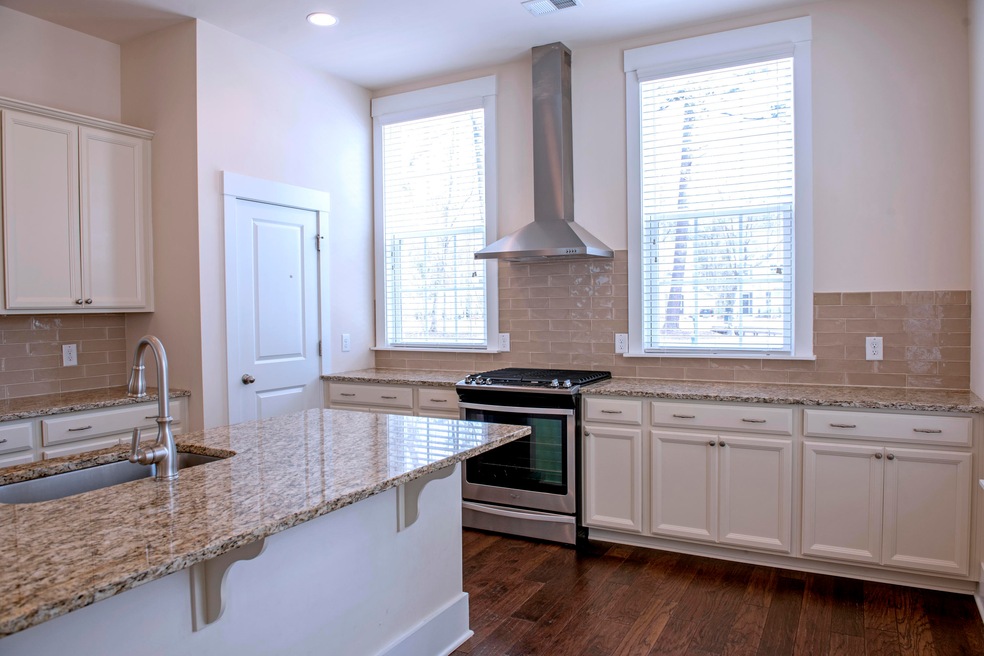 close kitchen