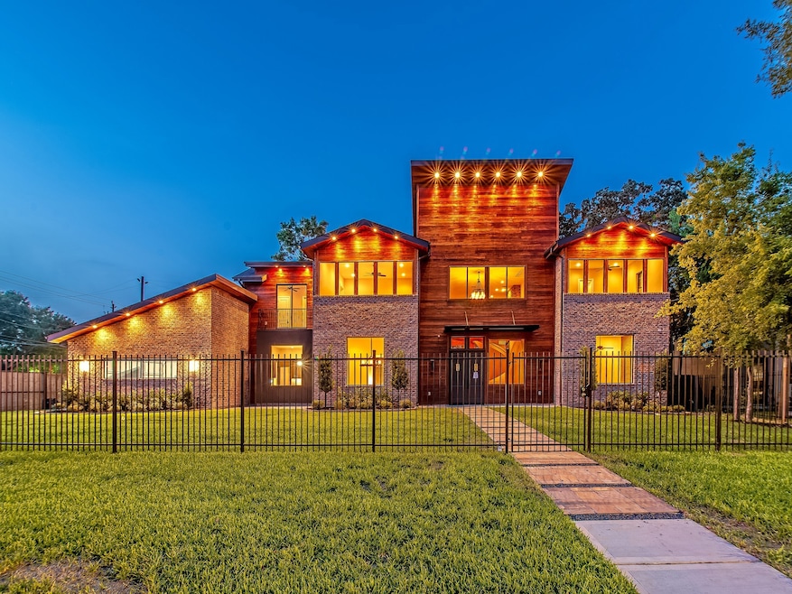 3803 N Macgregor Way, Houston, TX 77004 - photo 1