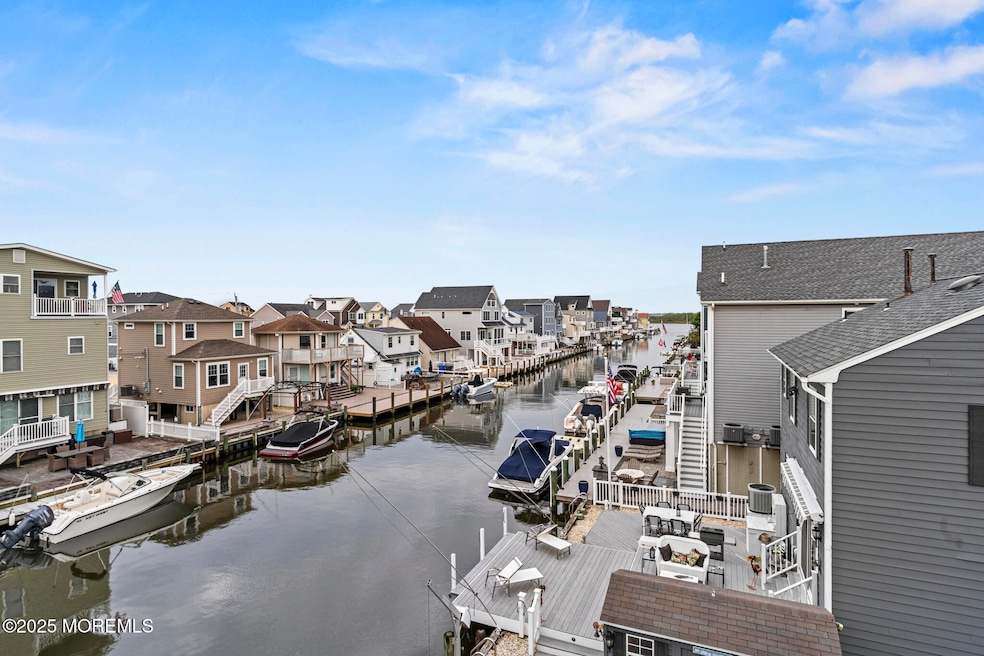 1707 Bay Blvd (5)