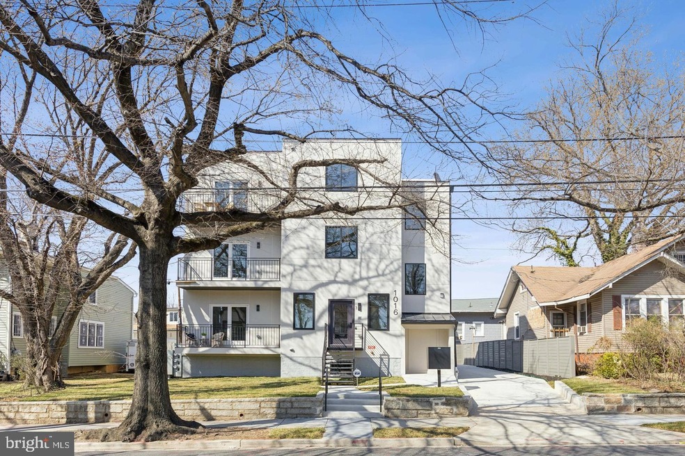 1016 Rhode Island Ave NE unit 5, Washington, DC 20018 - photo 1