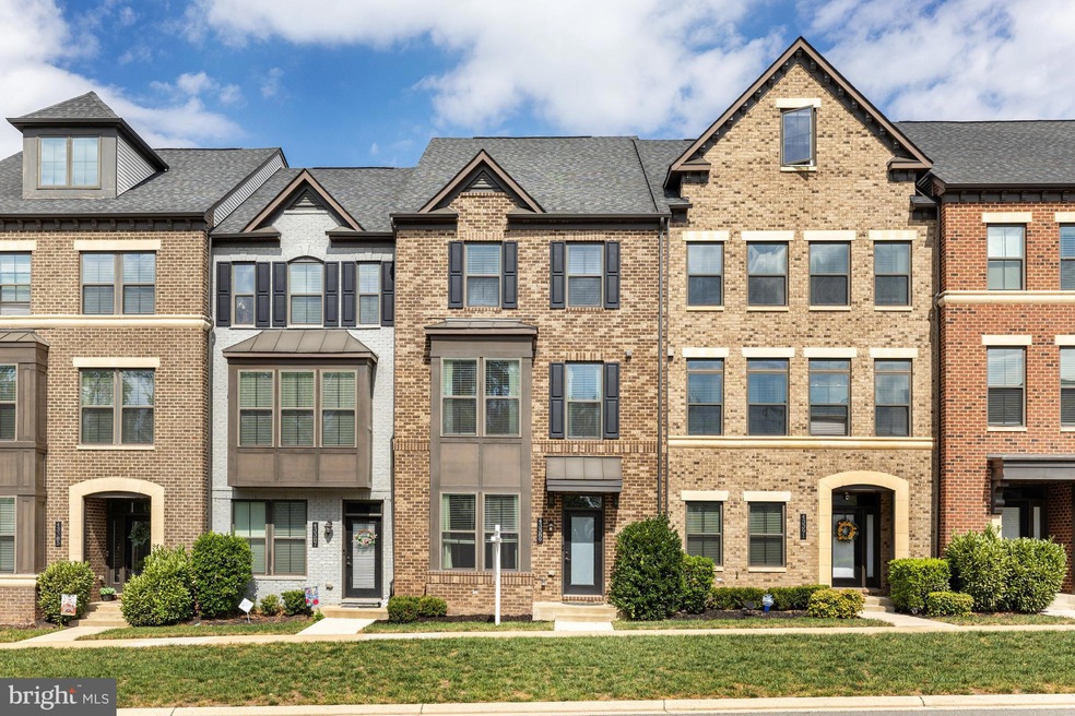 43389 Ghazwa Square, Ashburn, VA 20148 - photo 1