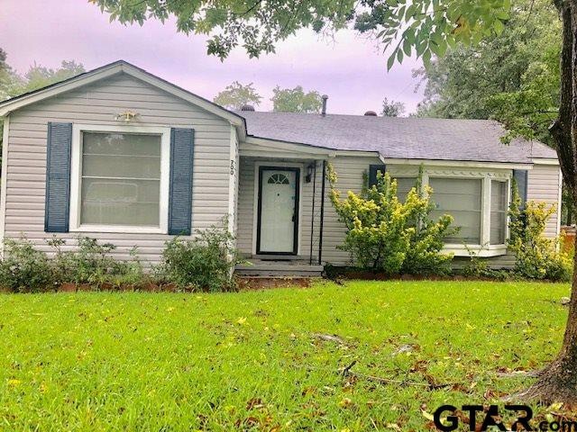 700 700 N Leota St, Longview, TX 75601 - photo 1