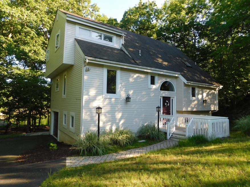 484 Lakeside Dr, East Stroudsburg, PA 18301 - photo 1