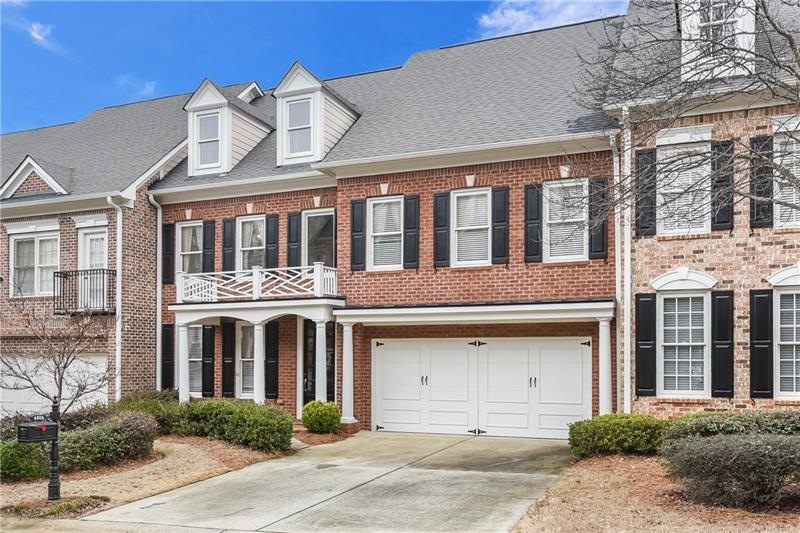 4804 Village Green Dr, Roswell, GA 30075 - photo 1