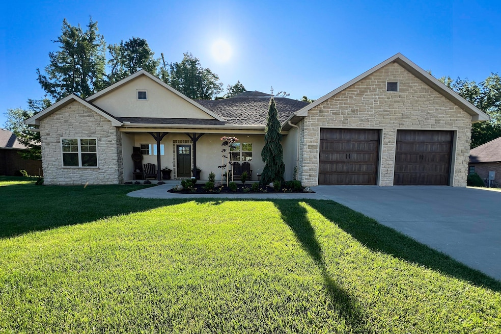 Pending $495,000