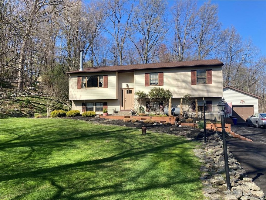 6 Birch Dr, Monroe, NY 10950 - photo 1