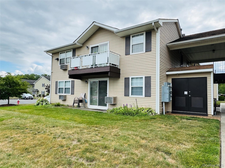 100 Hillside Dr unit D6, Middletown, NY 10941 - photo 1