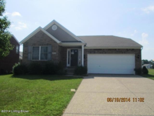10211 Hornbeam Blvd, Louisville, KY 40228 - photo 1