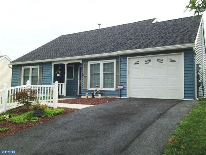 1015 Rill Rd, Reading, PA 19606 - photo 1