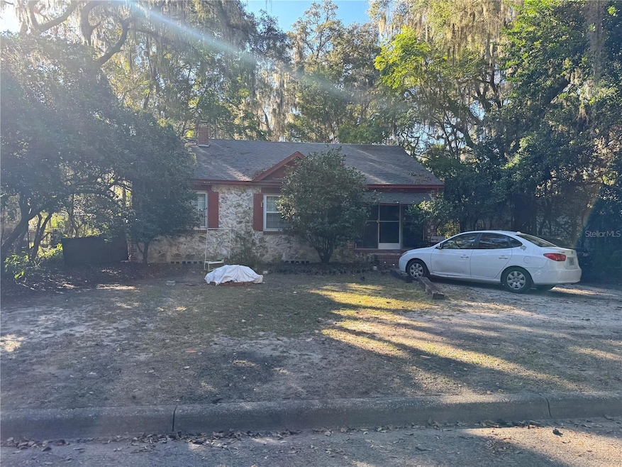 1704 NW 7th Ave, Gainesville, FL 32603 - photo 1