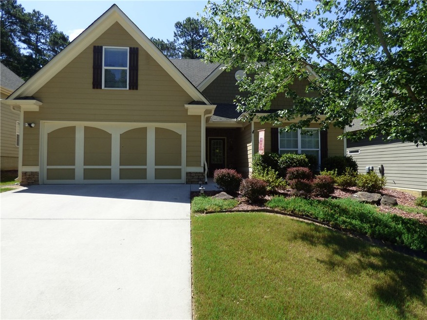 6095 Trail Hikes Dr, Sugar Hill, GA 30518 - photo 1