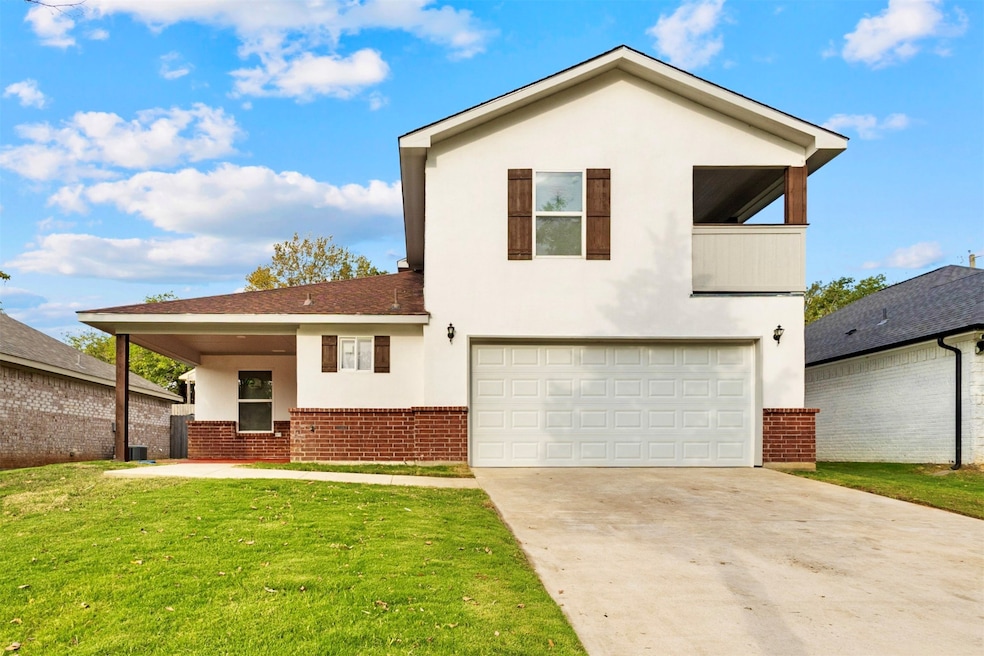 1009 N Barrett Ave, Denison, TX 75020 - photo 1