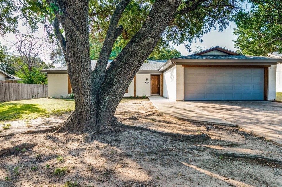 8404 Glenann Dr, North Richland Hills, TX 76182 - photo 1