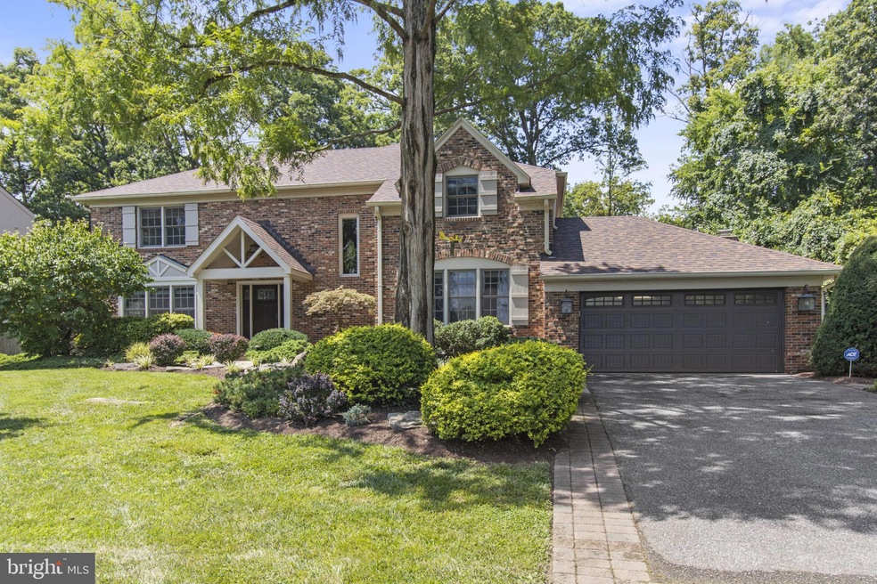 10016 Hall Rd, Potomac, MD 20854 - photo 1