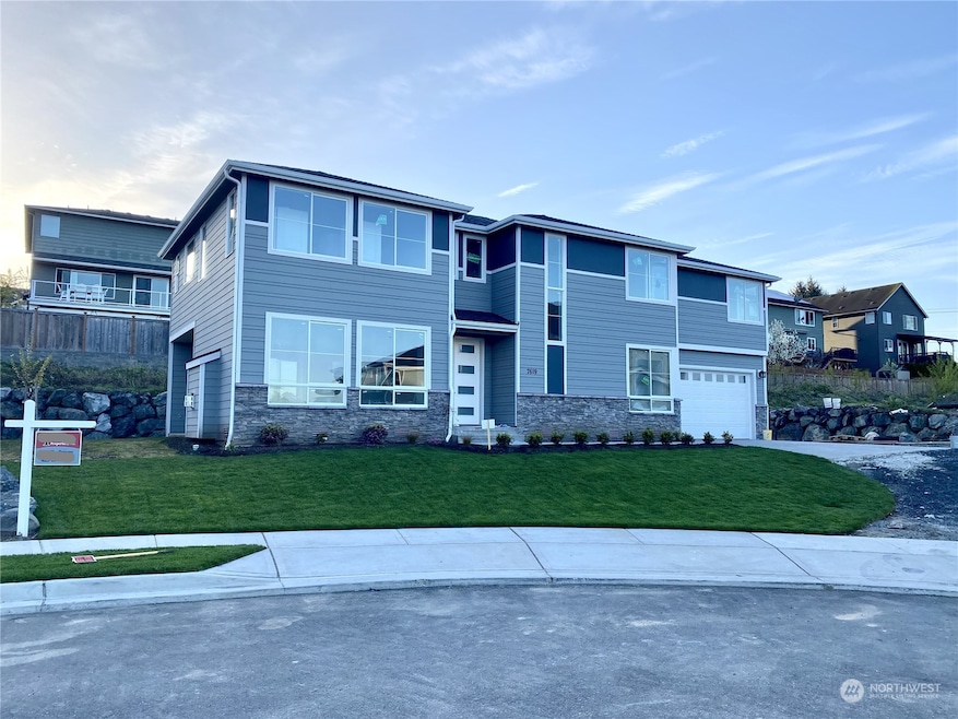 Sold $982,000 • Co-Listing Agent