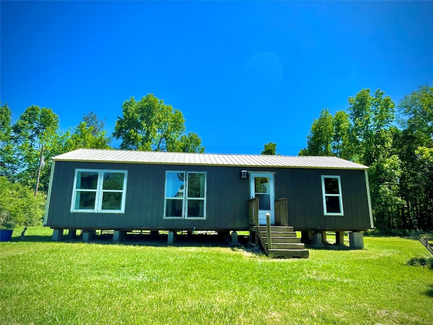 13526 Walker Rd, Conroe, TX 77302 - photo 1