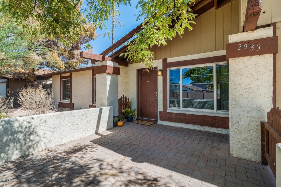 2933 S Extension Rd, Mesa, AZ 85210 - photo 1