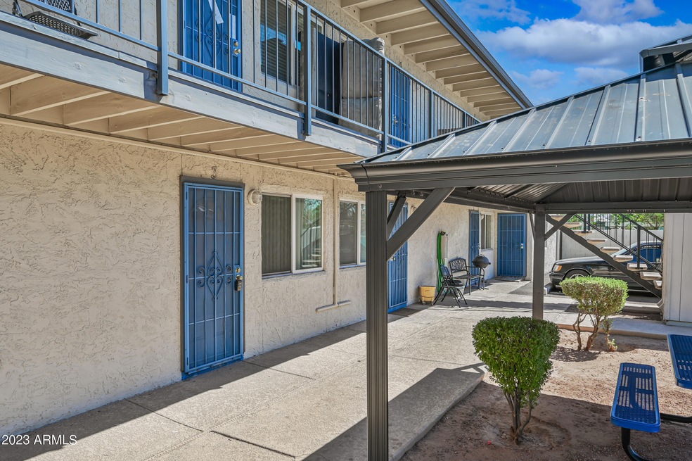 3141 E Cypress St unit 3, Phoenix, AZ 85008 - photo 1
