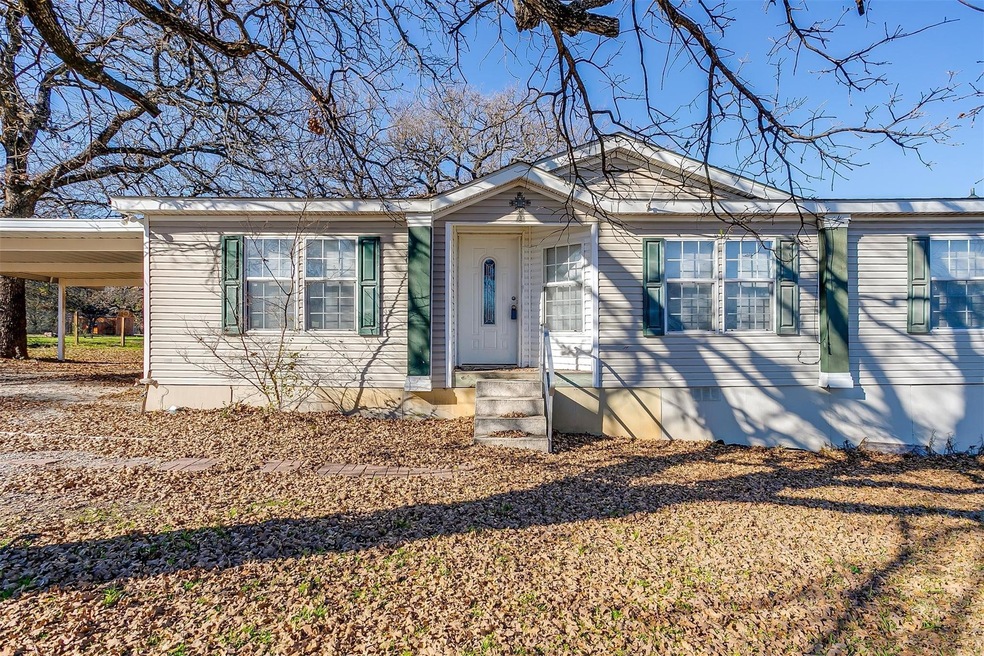 185 County Road 4869, Azle, TX 76020 - photo 1