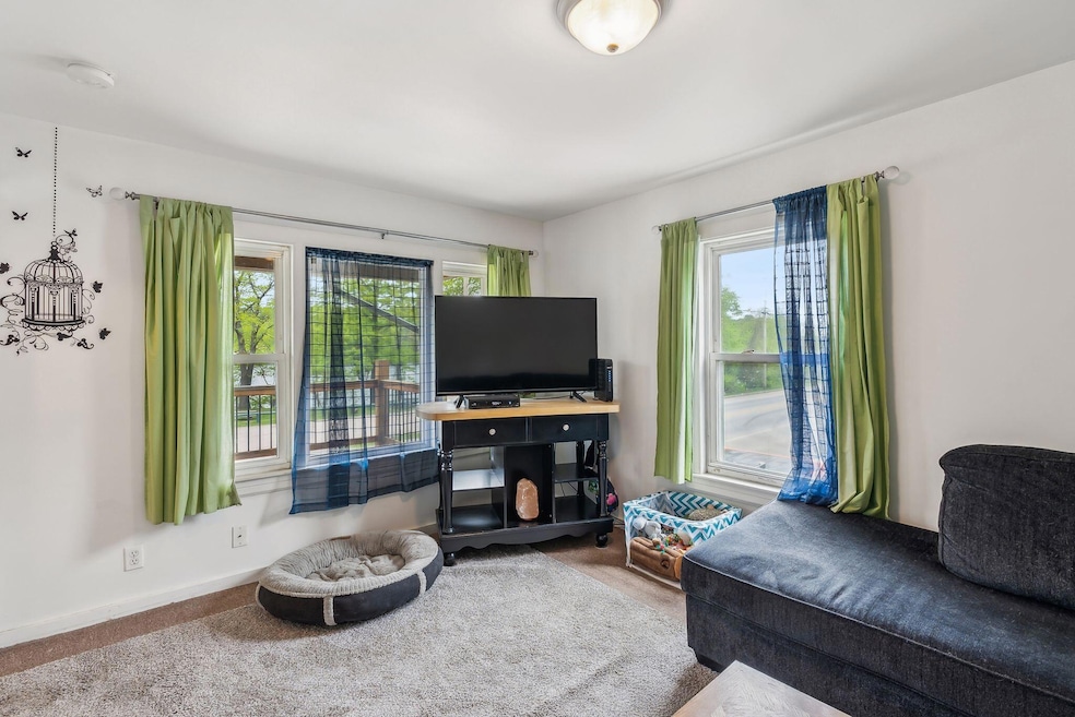 520 Lincoln St, Lewiston, ME 04240 - photo 1