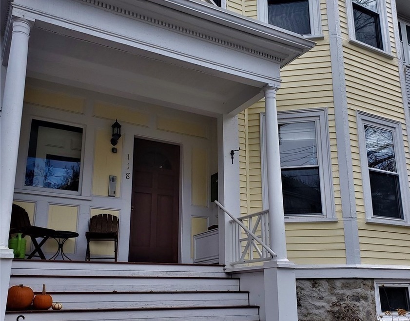 118 Franklin St unit 1, Brookline, MA 02445 - photo 1