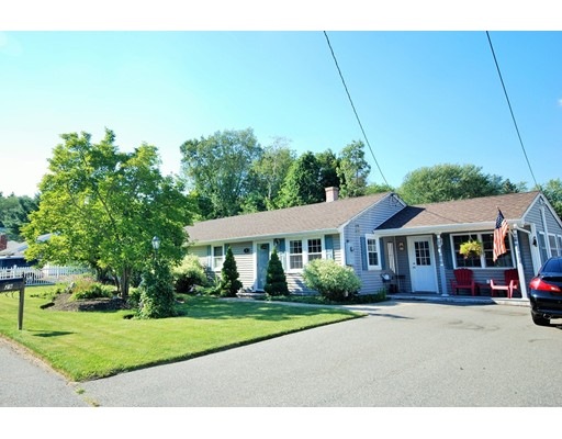 29 Elizabeth Rd, Billerica, MA 01821 - photo 1