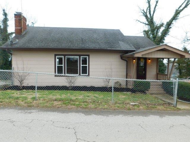 1120 Gwinn Island Rd, Danville, KY 40422 - photo 1