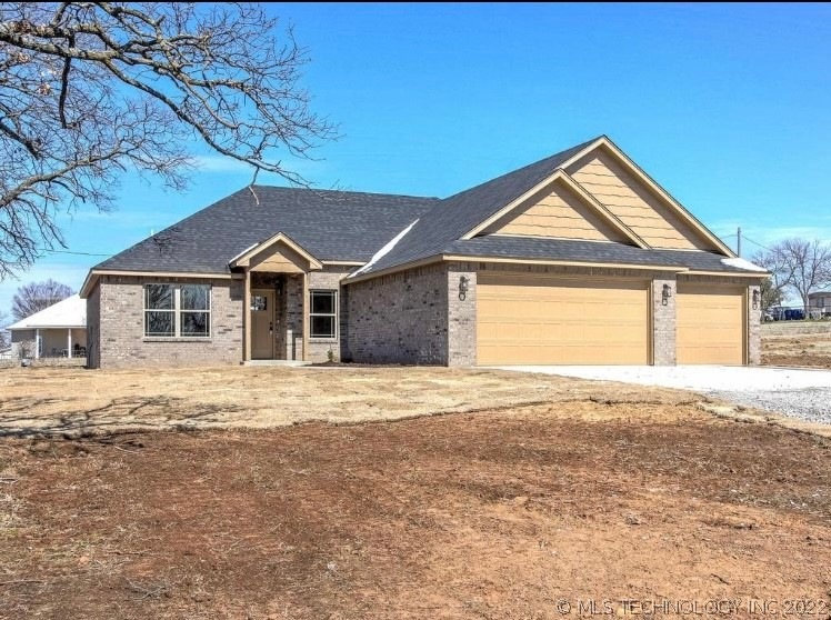 All photos are from previous listing