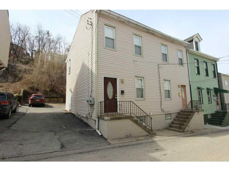 Exterior Front. 2820-2822 EdwardsWay