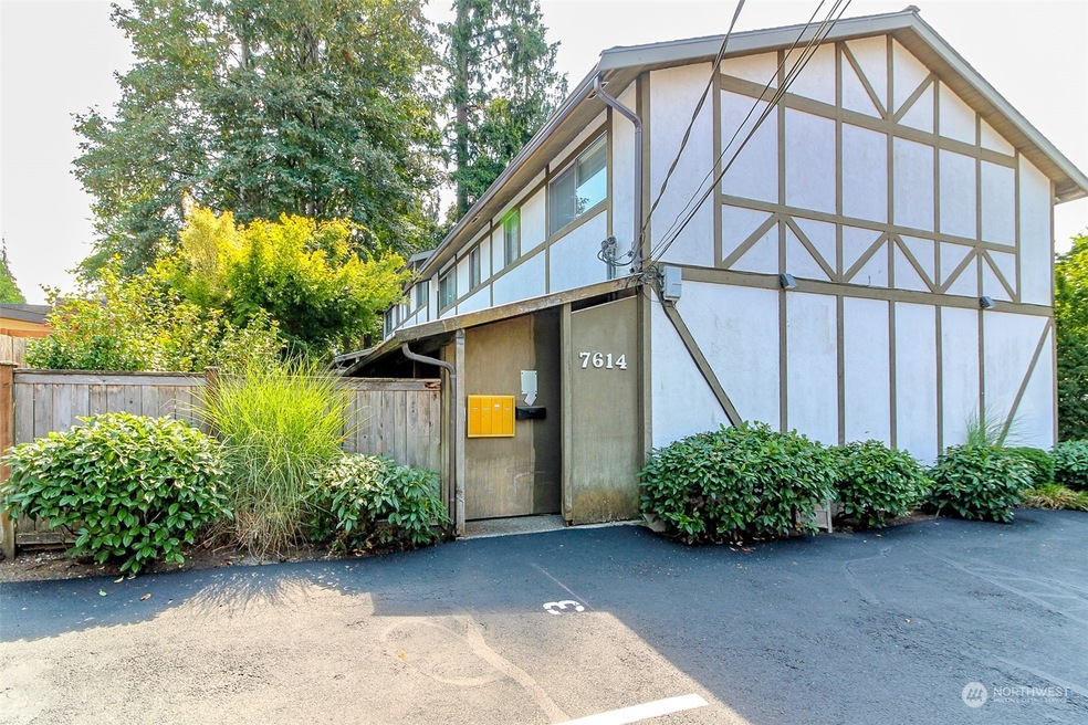 7614 206th St SW, Edmonds, WA 98026 - photo 1