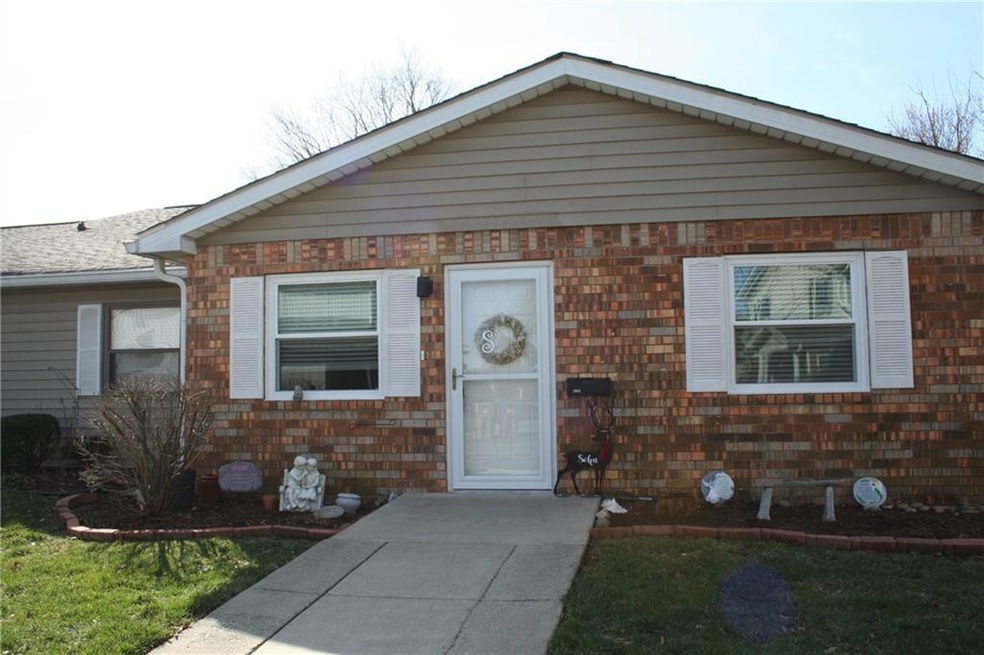 2955 Two Worlds Dr, Columbus, IN 47201 - photo 1