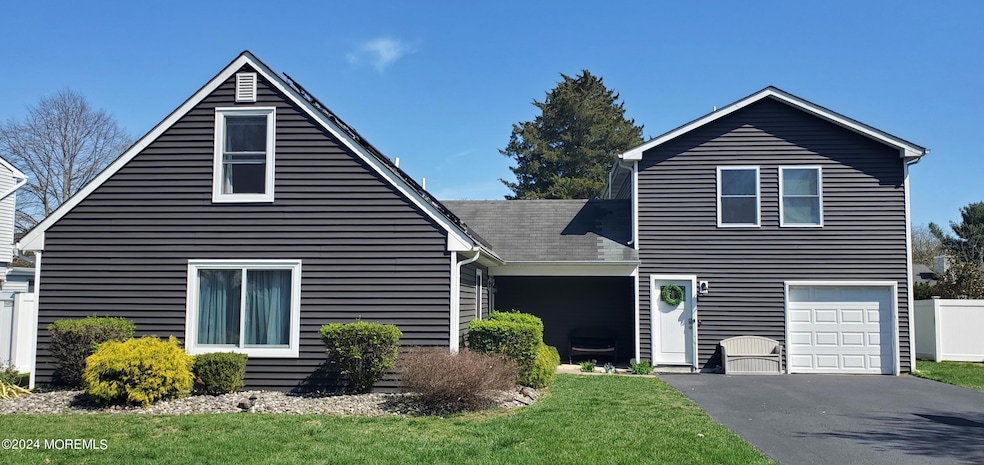 Sold $650,000 • Co-Listing Agent