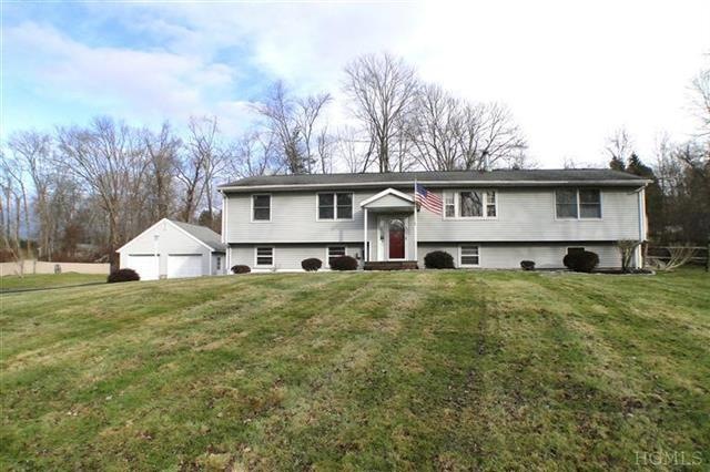 19 Lakeview Rd, Carmel, NY 10512 - photo 1