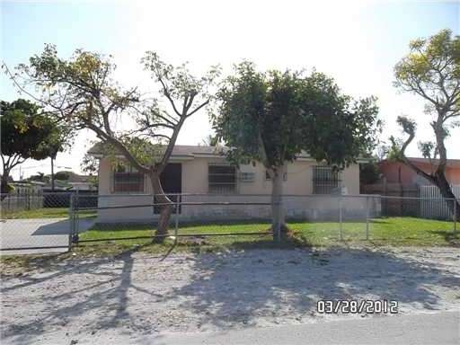 10331 NW 36th Place, Miami, FL 33147 - photo 1