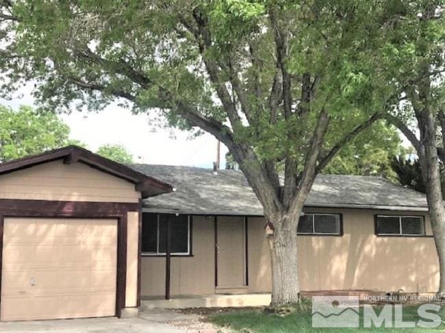 3140 Vickie Ln, Sparks, NV 89431 - photo 1