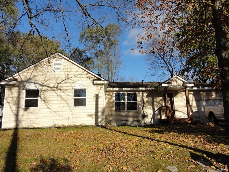 1159 Clearwater Blvd. White Lake & Misc 202