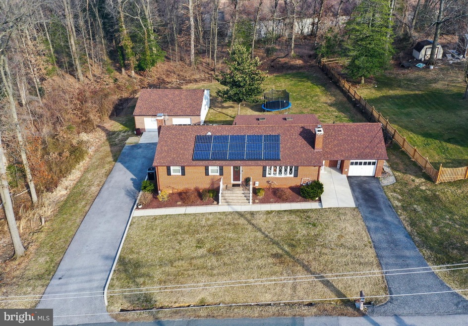 7801 Babikow Rd, Rosedale, MD 21237 - photo 1