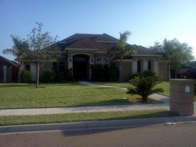 509 Orchard Ct unit 13, Weslaco, TX 78596 - photo 1