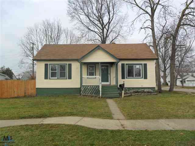 26683 Oakland St, Roseville, MI 48066 - photo 1